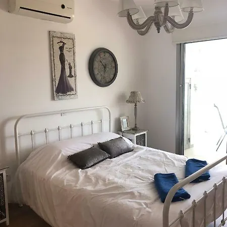 Gardenia 104 Near The