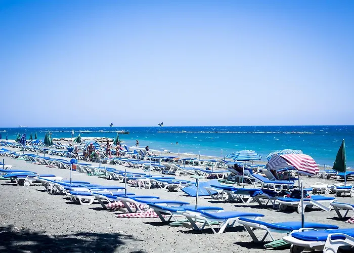 Lägenhet Gardenia 104 Near The Beach *