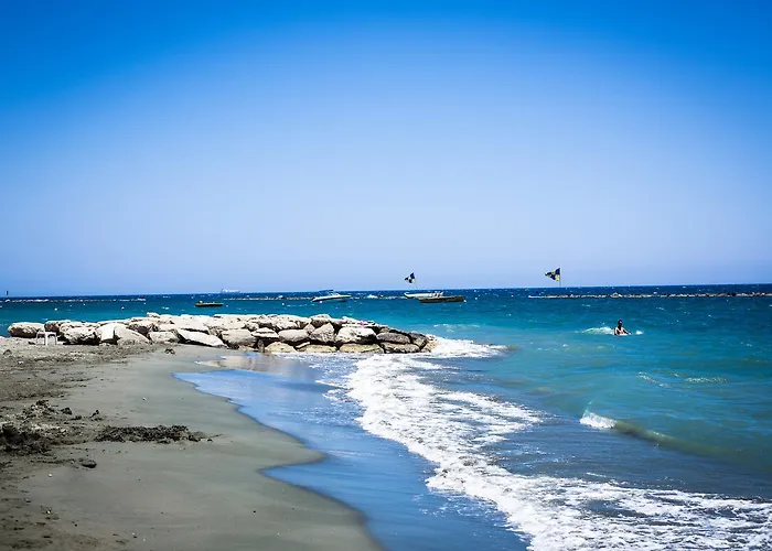 Gardenia 104 Near The Beach Lägenhet Limassol