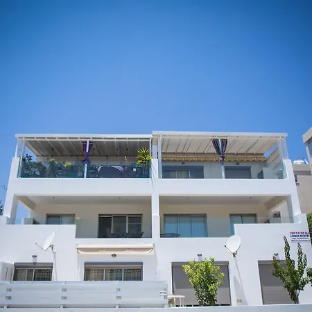 Gardenia 104 Near The Beach